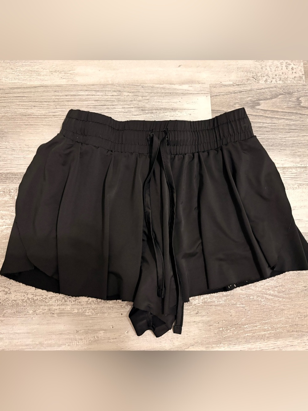 btween Black Pleated Drawstring Elastic-Waist Shorts
